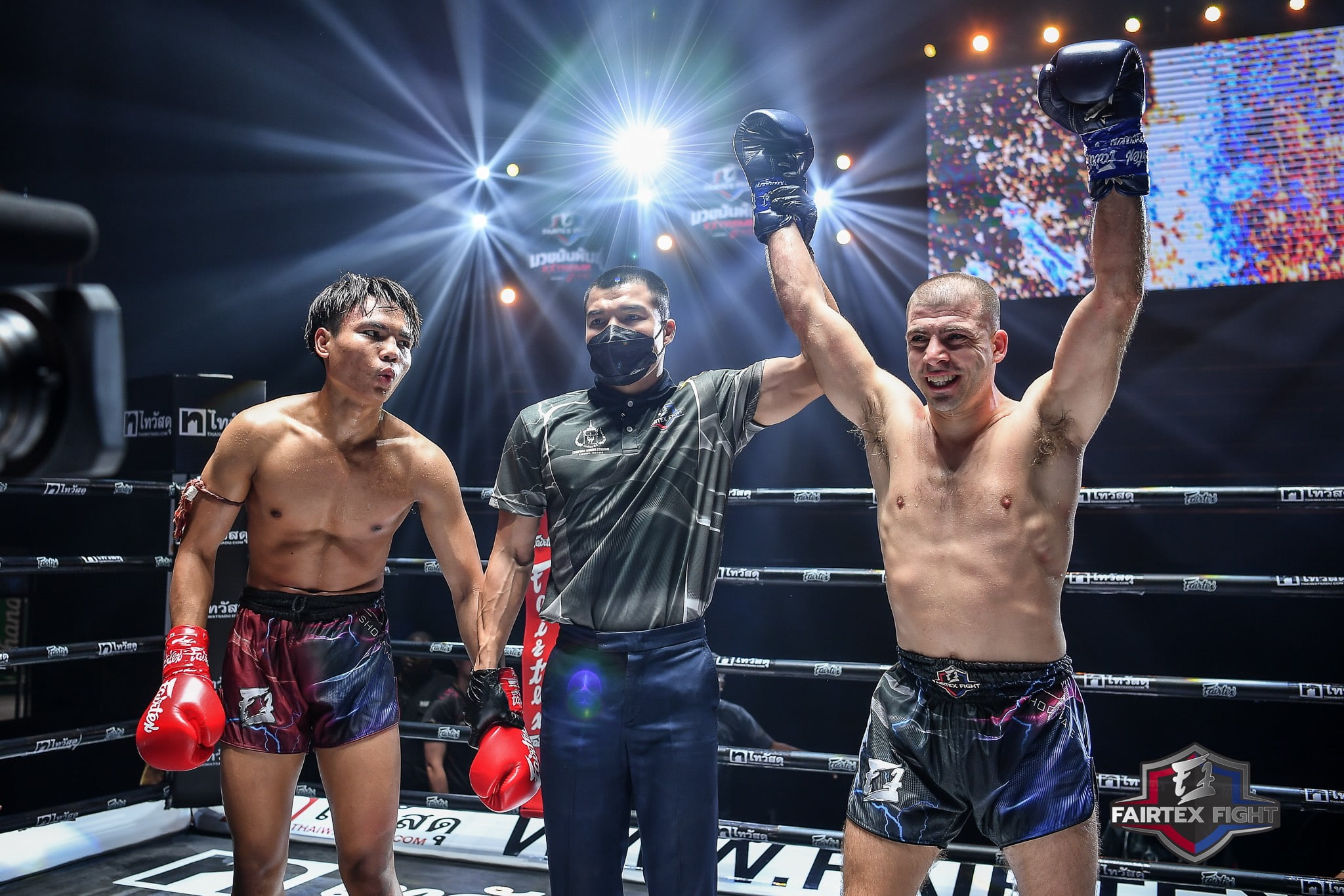 LUMPINEE STADIUM - FAIRTEX FIGHT TICKETS - Image 7